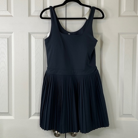All In Motion - Women's Pleated Active Dress Size M - Picture 2 of 16